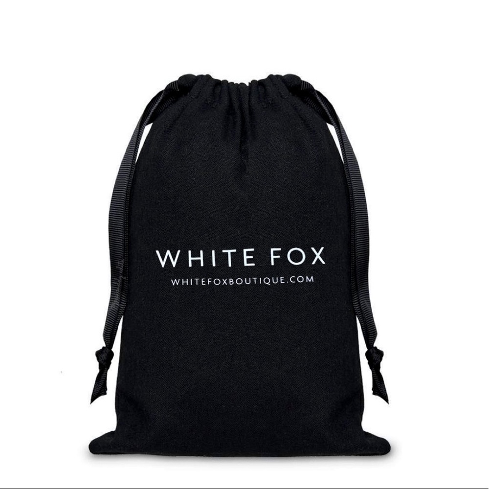 White Fox Drawstring Bag - Picture 2 of 2